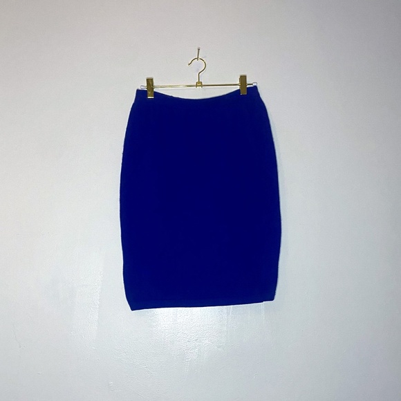 Scottish Cashmere Pencil Skirt - Picture 1 of 3